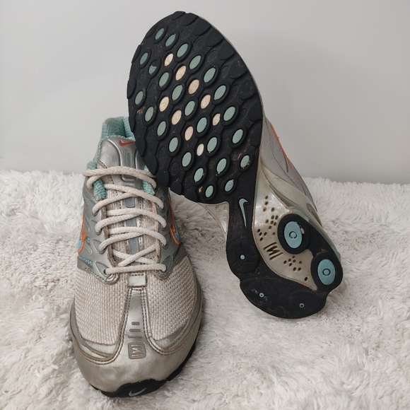 Y2k Nike Shoxs sz 6 - Picture 4 of 7